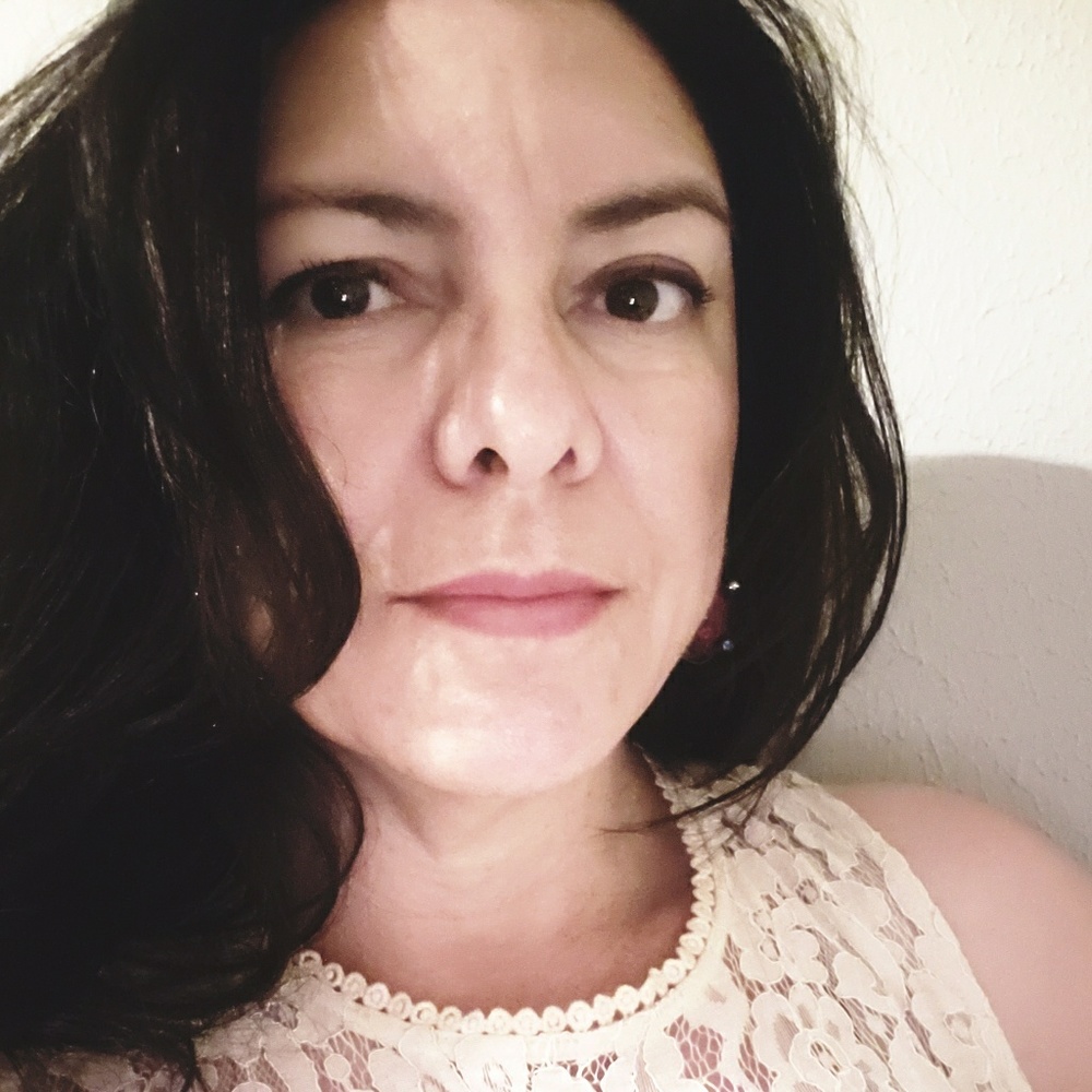 Meet your Posher, Alma